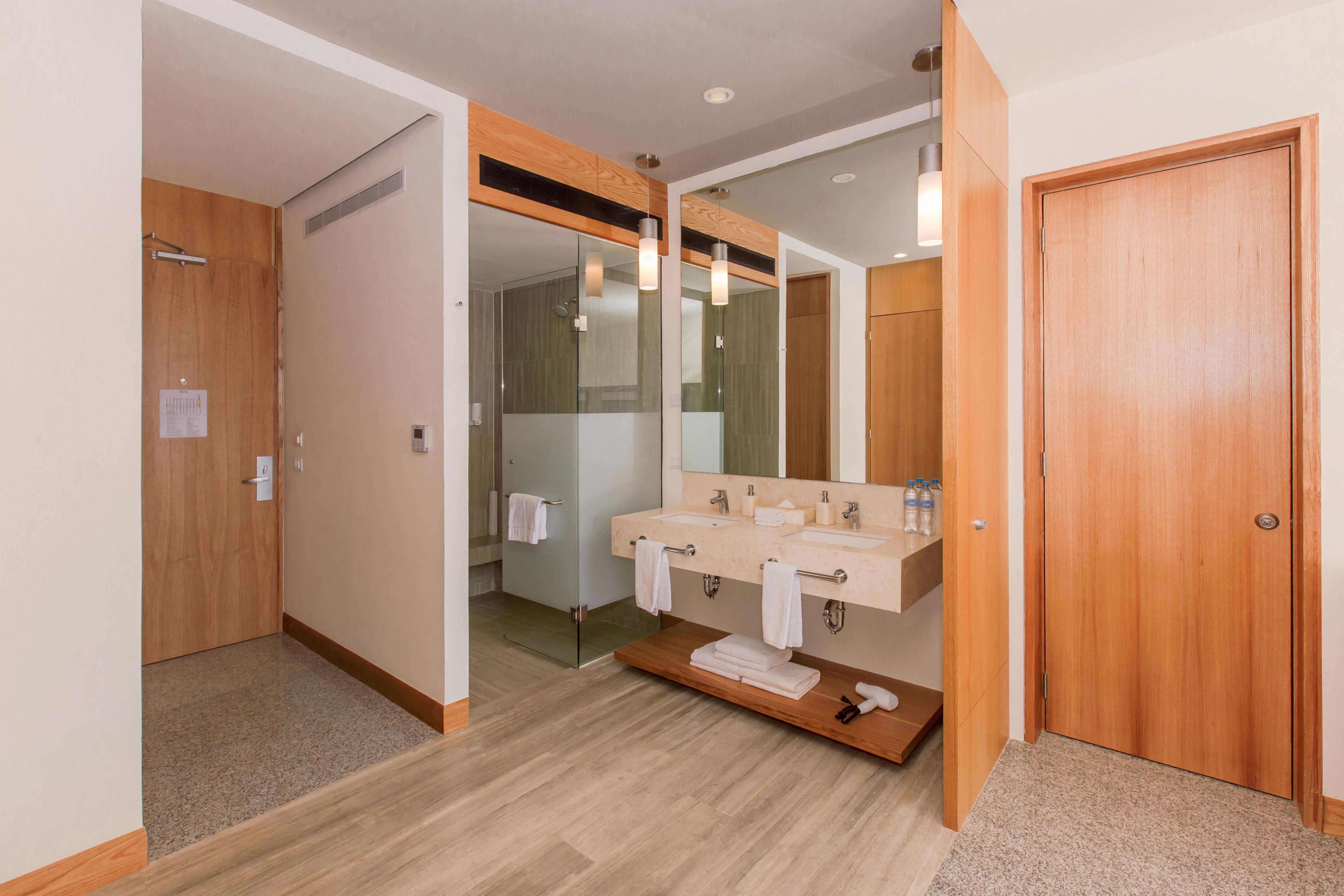 פוארטו ואלארטה Hotel Mio Vallarta Unique & Different- Adults Only מראה חיצוני תמונה Bathroom