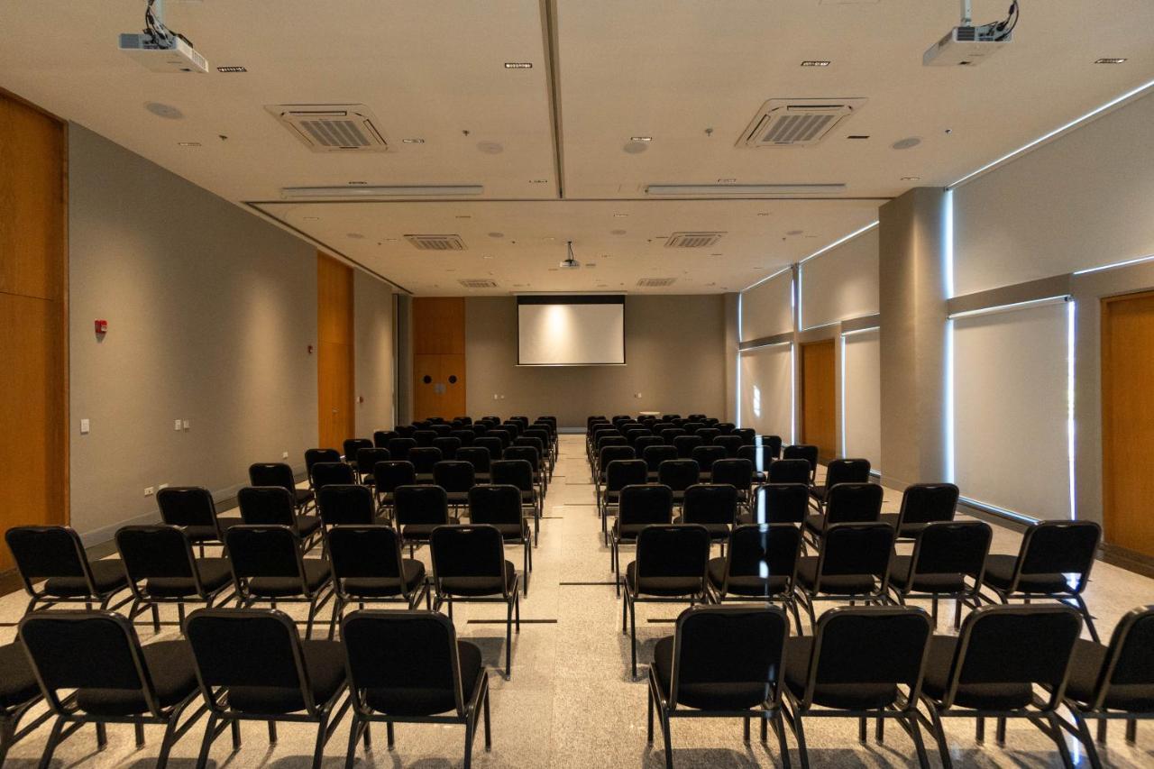 פוארטו ואלארטה Hotel Mio Vallarta Unique & Different- Adults Only מראה חיצוני תמונה A typical conference room
